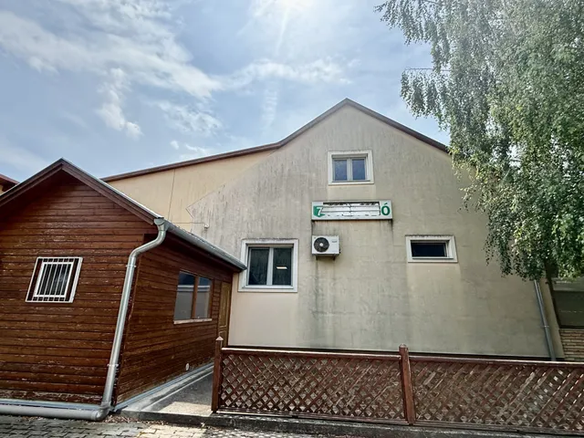 Eladó kereskedelmi és ipari ingatlan Polgárdi 515 nm