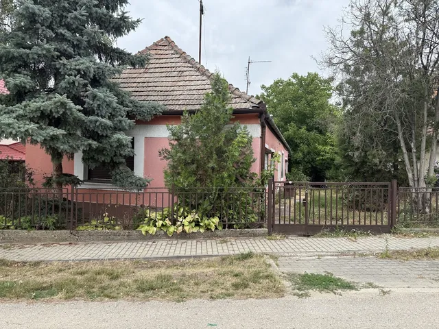 Eladó ház Alcsútdoboz 99 nm