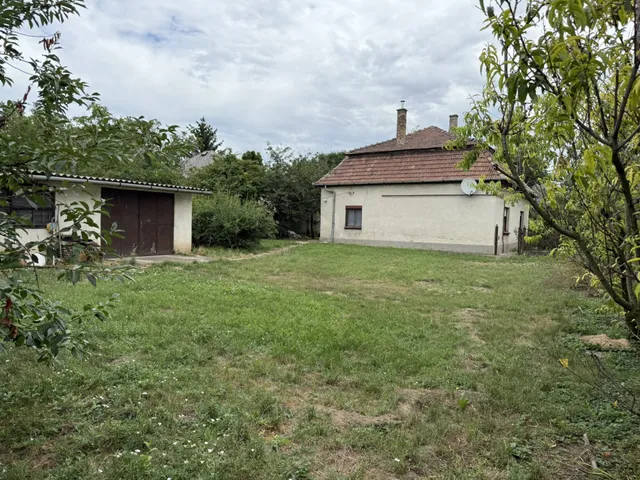 Eladó ház Bicske, Kertváros 92 nm