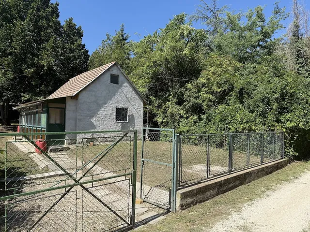 Eladó üdülő és hétvégi ház Alcsútdoboz 33 nm