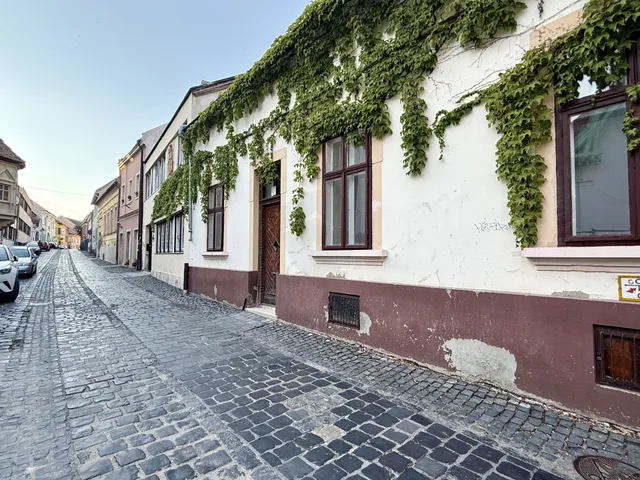 Eladó ház Székesfehérvár, Belváros 92 nm