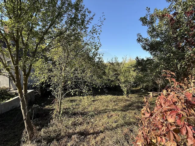 Eladó telek Mány 1118 nm