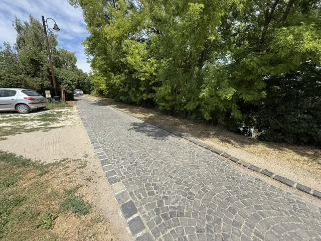 Eladó telek Etyek 2450 nm