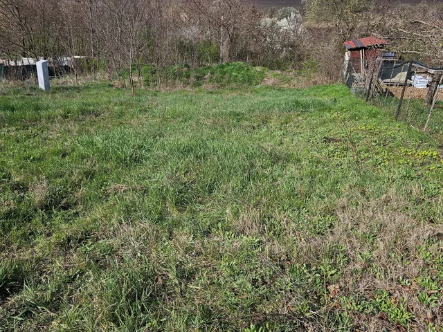 Eladó telek Páty 1633 nm