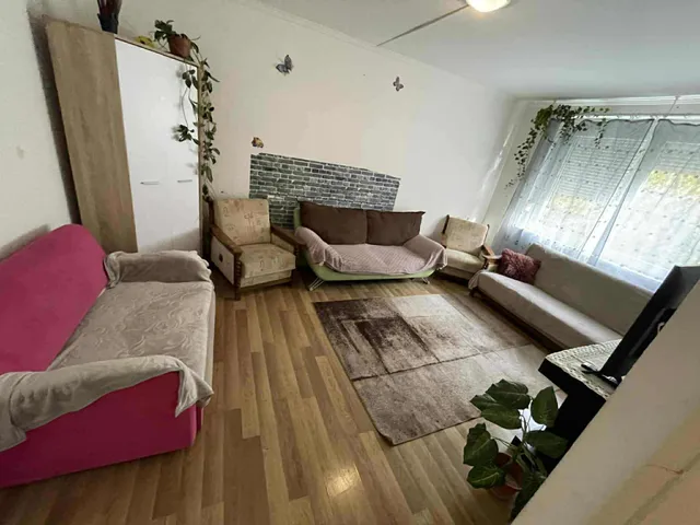 Eladó lakás Tatabánya, Újváros 53 nm