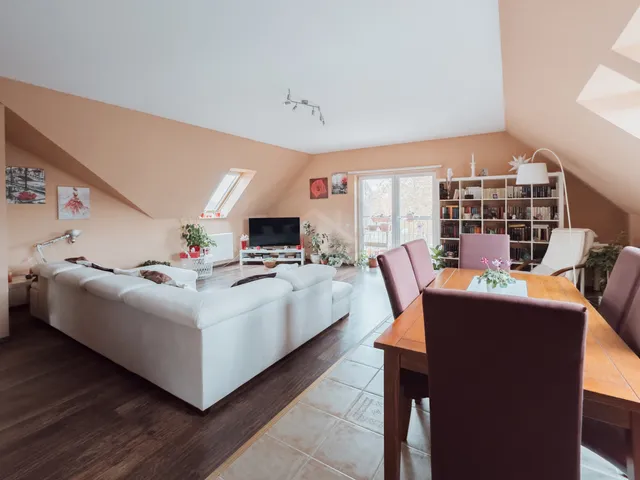 Eladó lakás Herceghalom 163 nm