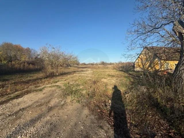 Eladó telek Vértesacsa 3353 nm