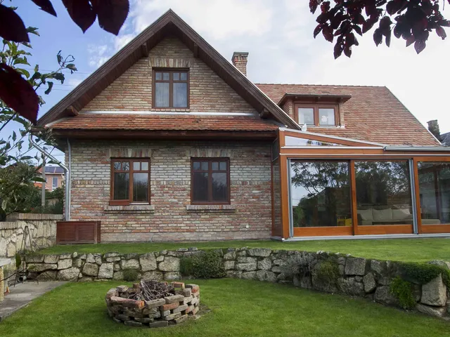 Eladó ház Biatorbágy 225 nm