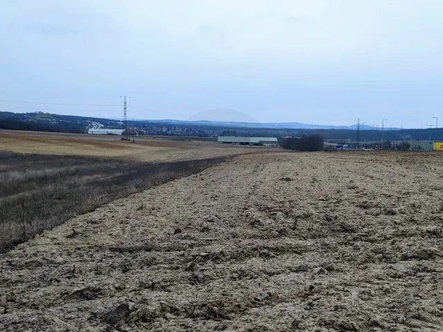 Eladó telek Óbarok 101583 nm