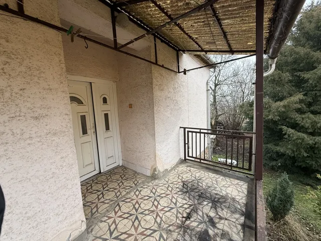 Eladó ház Kömlőd 100 nm