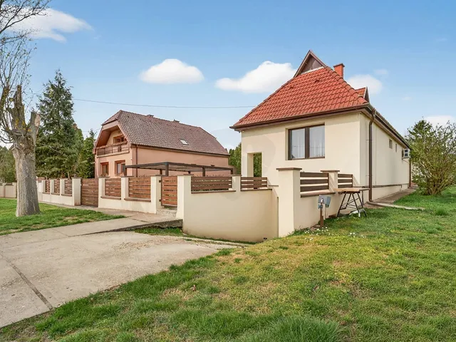 Eladó ház Zsámbék 183 nm