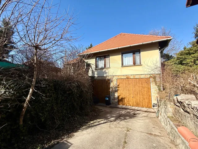 Eladó ház Esztergom 230 nm