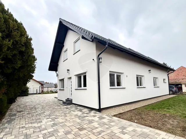 Eladó ház Ráckeresztúr 606 nm