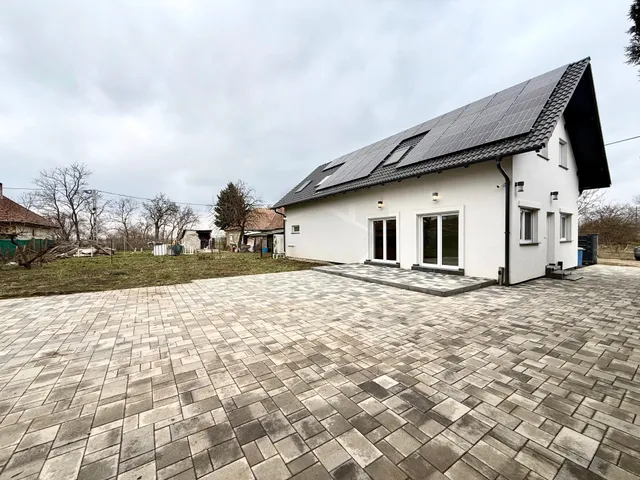 Eladó ház Ráckeresztúr 606 nm