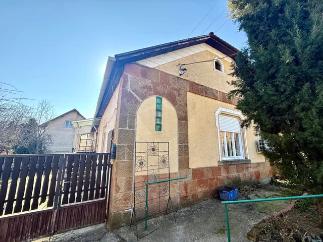 Eladó ház Pilisborosjenő 98 nm