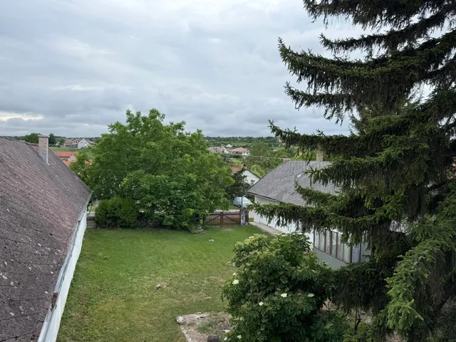 Eladó telek Etyek 1423 nm