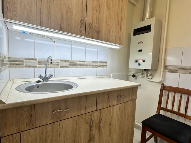 Eladó lakás Békéscsaba, Belváros, Dózsa György 30 nm