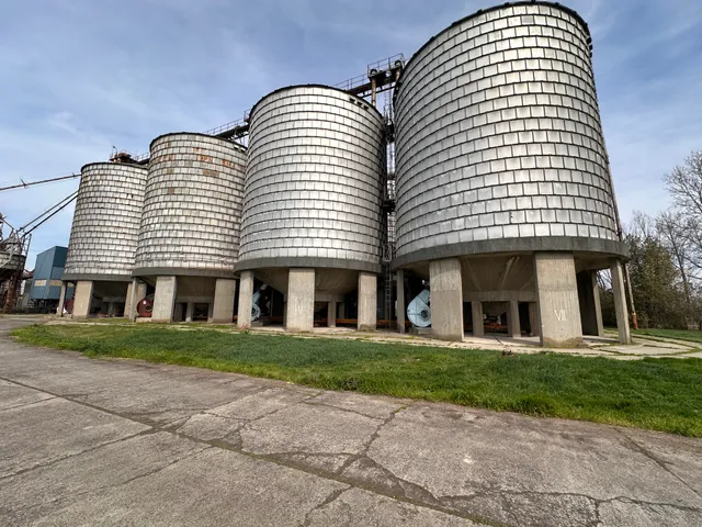 Eladó kereskedelmi és ipari ingatlan Kondoros 18529 nm