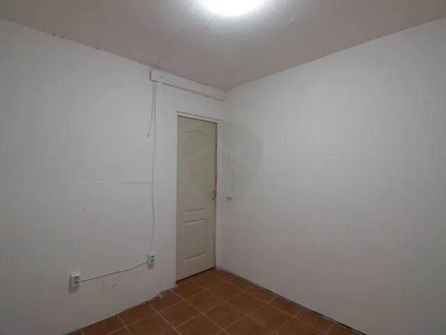 Kiadó kereskedelmi és ipari ingatlan Tatabánya, Alsógalla 8 nm