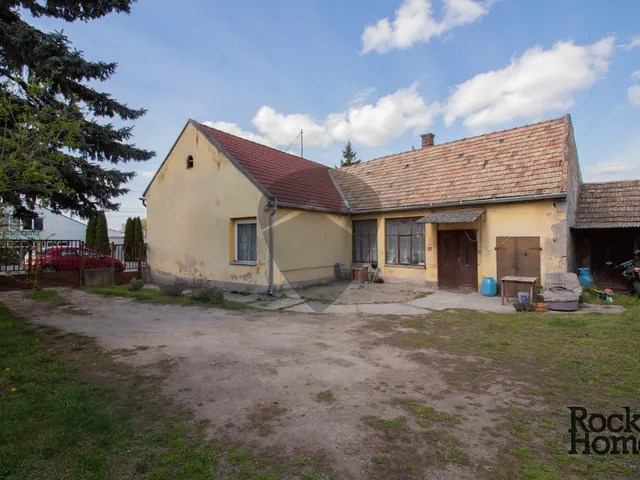 Eladó ház Ászár 110 nm