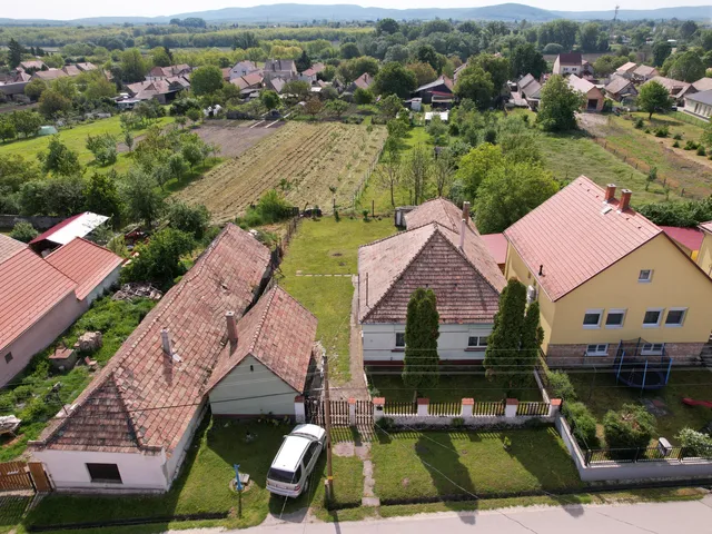 Eladó ház Környe 130 nm