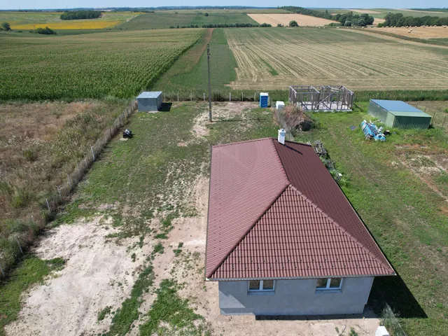 Eladó ház Kömlőd 91 nm