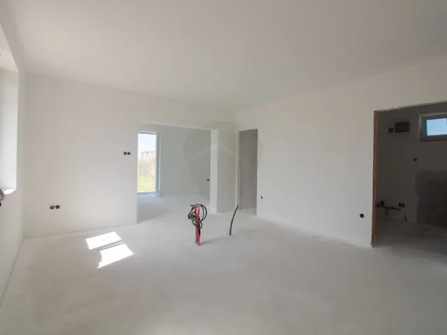 Eladó ház Kömlőd 91 nm