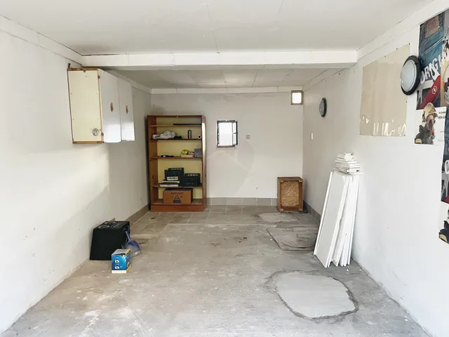 Eladó garázs Tatabánya, Óváros 19 nm