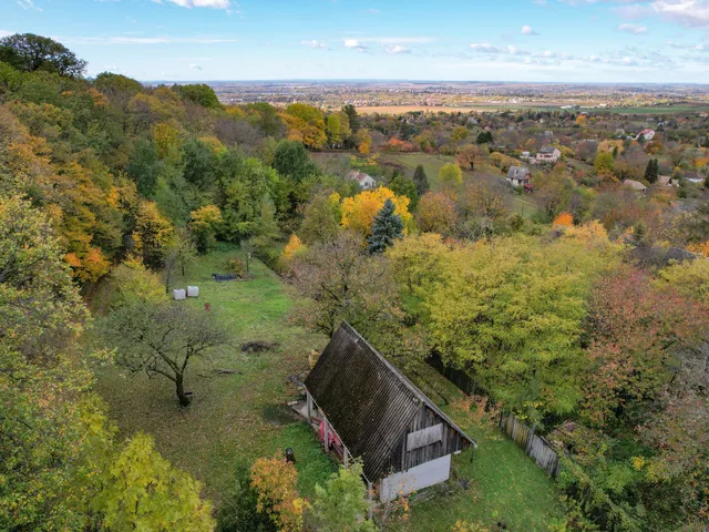 Eladó telek Baj 4168 nm