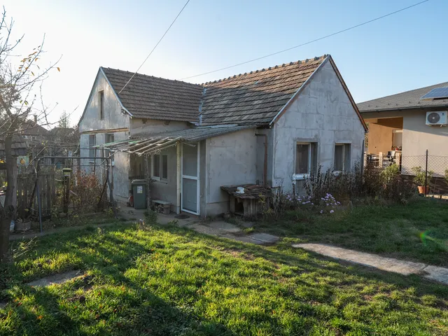 Eladó ház Vértesszőlős 61 nm