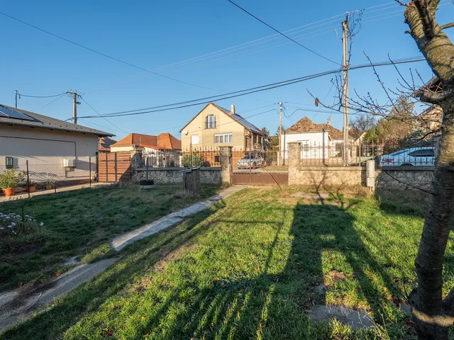 Eladó ház Vértesszőlős 61 nm