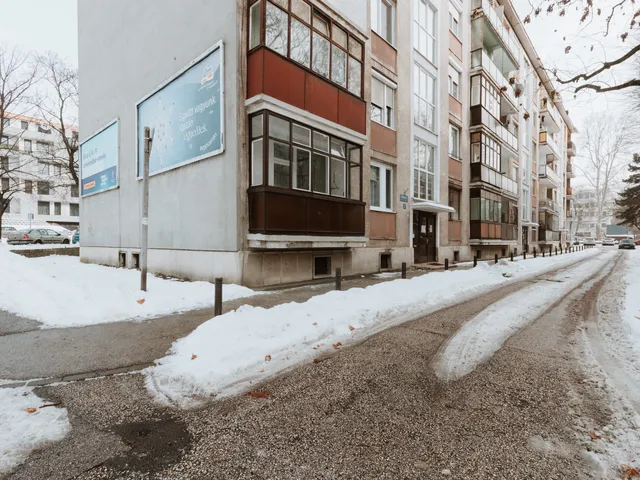 Eladó lakás Tatabánya, Újváros 52 nm