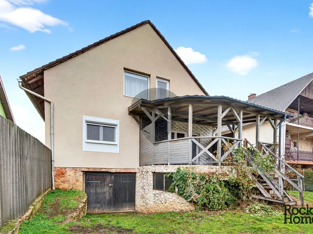 Eladó ház Oroszlány, Borbálatelep 140 nm