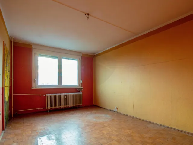 Eladó lakás Tatabánya, Újváros 35 nm