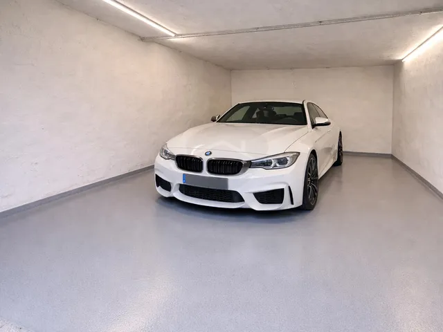 Eladó garázs Tatabánya 19 nm