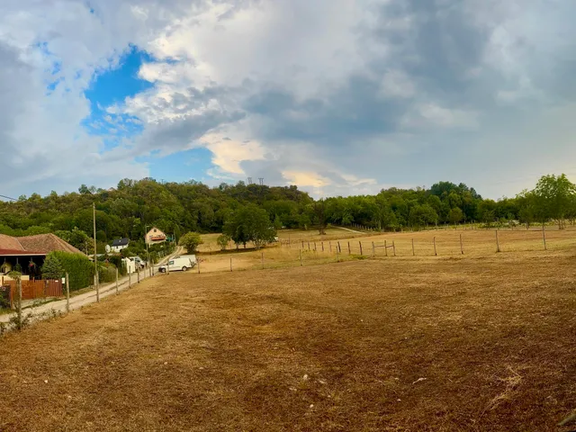 Eladó telek Neszmély 1421 nm