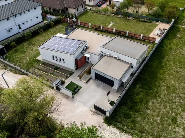 Eladó ház Tatabánya, Alsógalla 224 nm