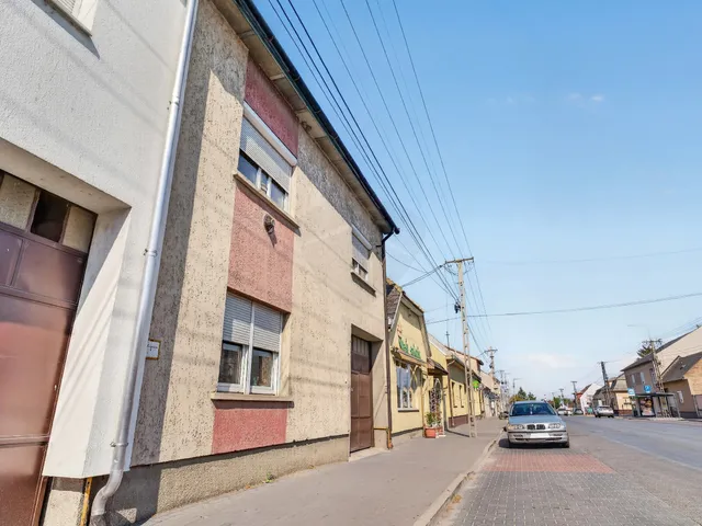 Eladó ház Nyergesújfalu 130 nm