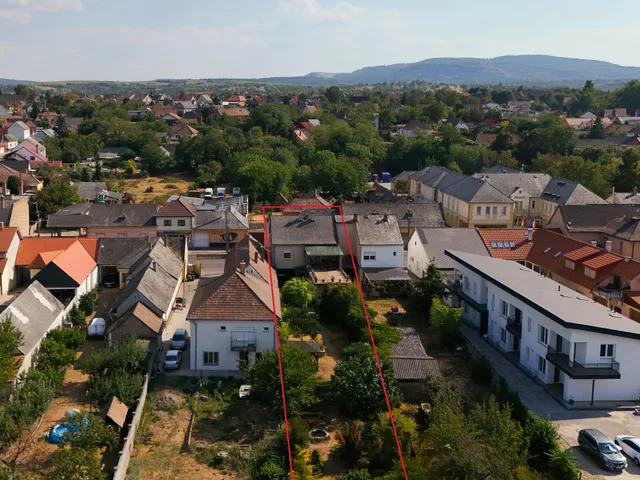 Eladó ház Nyergesújfalu 130 nm