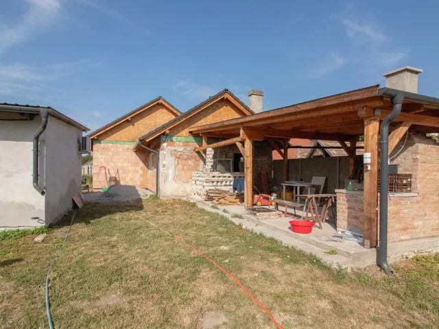 Eladó ház Kisbér 141 nm