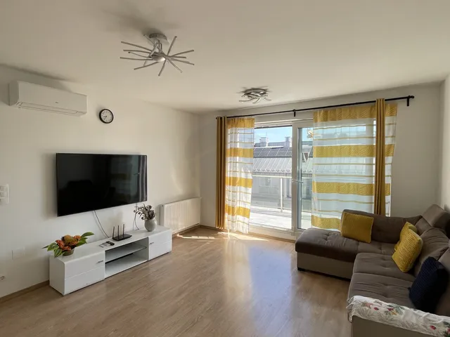 Kiadó lakás Budapest XIII. kerület, Lőportárdűlő 89 nm