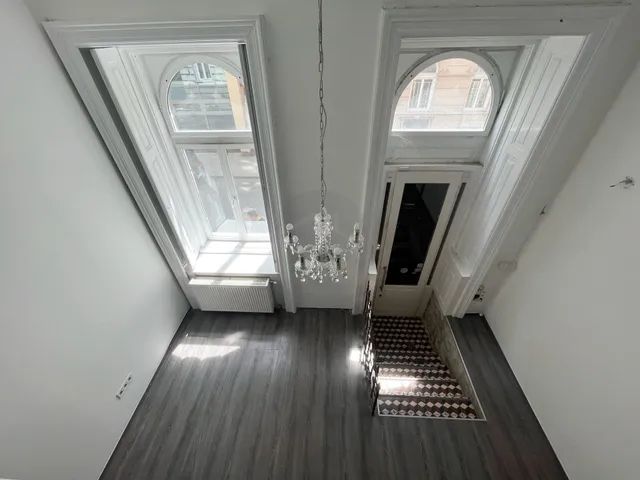 Eladó lakás Budapest VI. kerület 84 nm