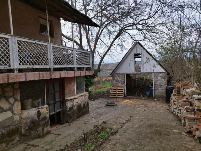 Eladó ház Buják 200 nm