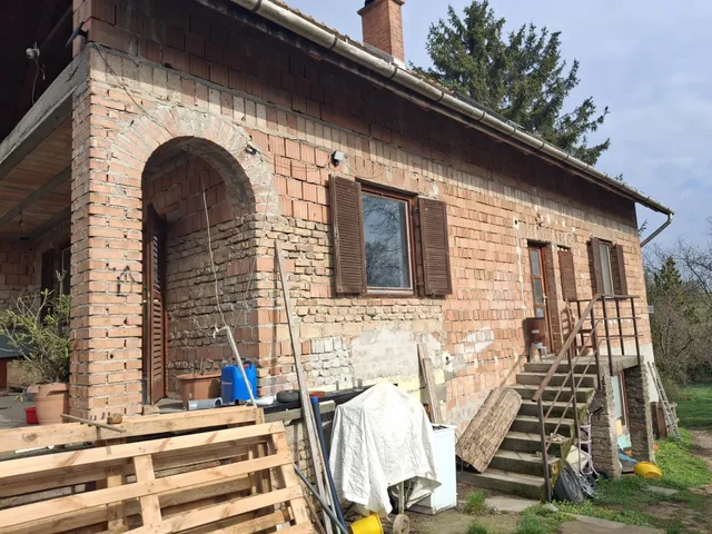 Eladó ház Erdőkertes 201 nm
