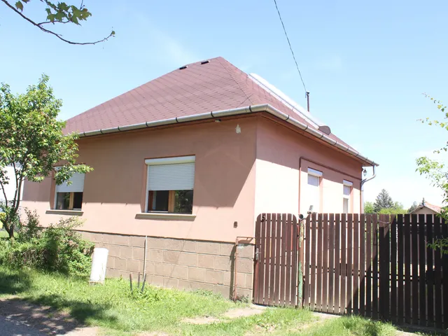 Eladó ház Novaj 100 nm