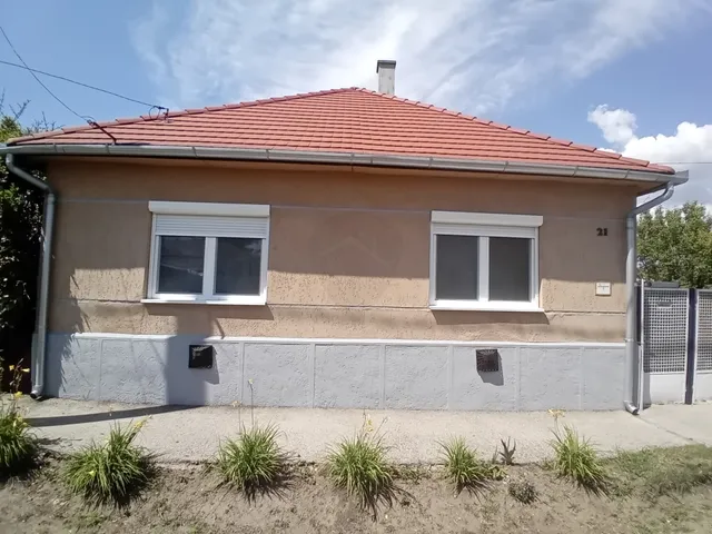 Eladó ház Hatvan 83 nm