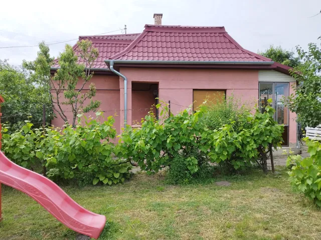 Eladó ház Pusztamonostor 100 nm