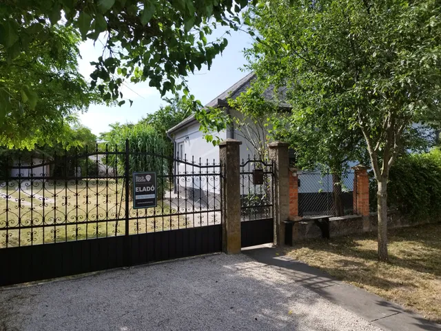 Eladó ház Nagykökényes 73 nm