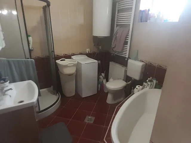 Eladó ház Jászfényszaru 82 nm