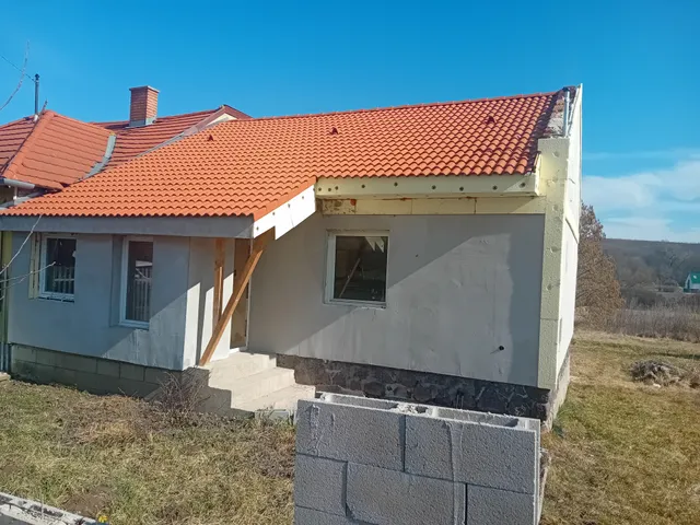 Eladó ház Rózsaszentmárton 62 nm